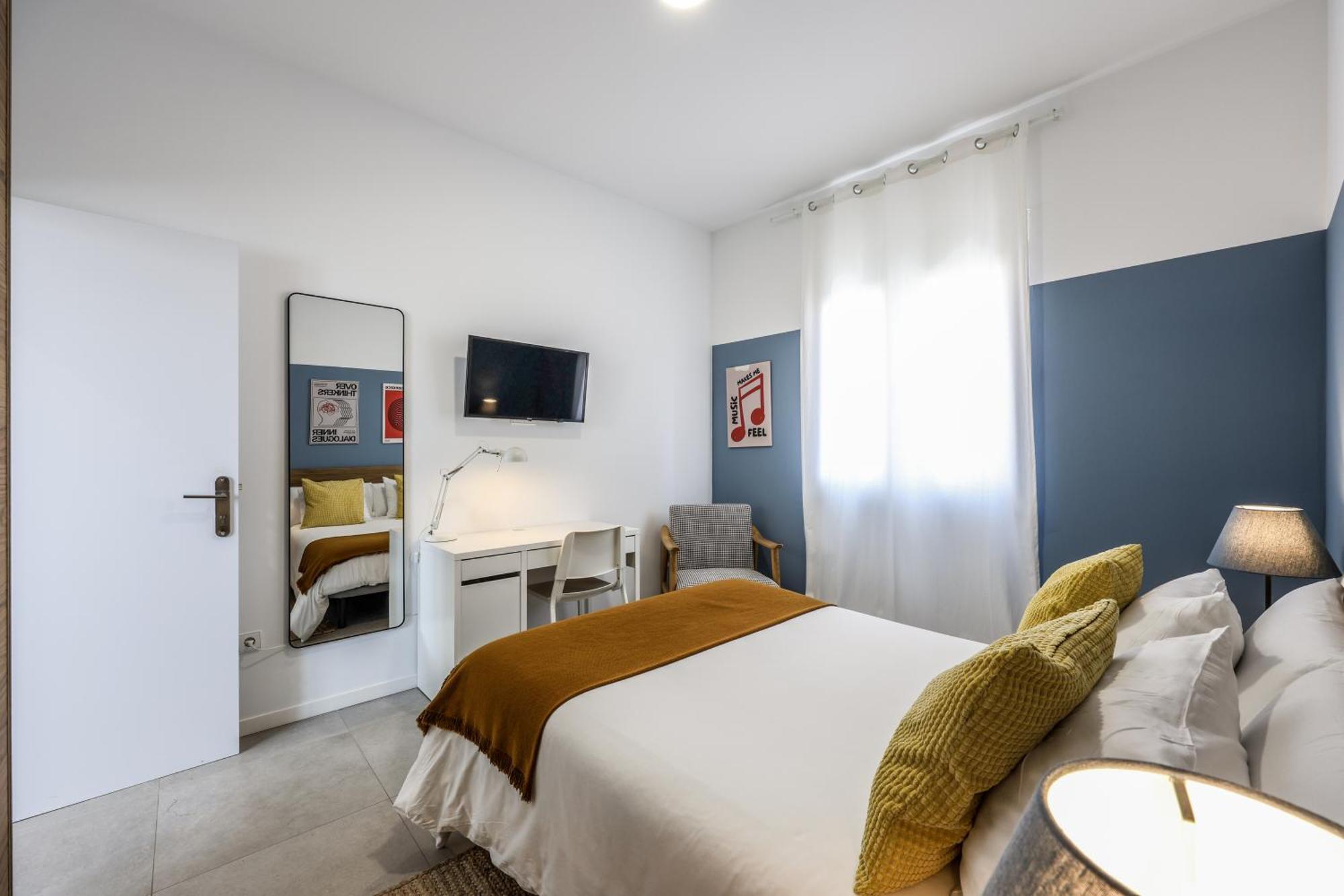 2 Hab En Malvarrosa A Metros De La Playa, Con Terraza Y Zonas Comun 3d Valence