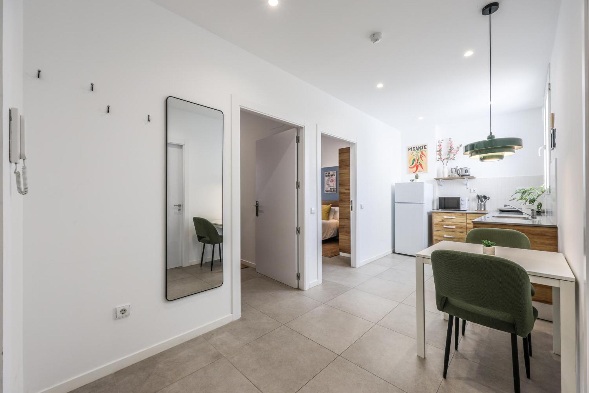 Appartement 2 Hab En Malvarrosa A Metros De La Playa, Con Terraza Y Zonas Comun 3d