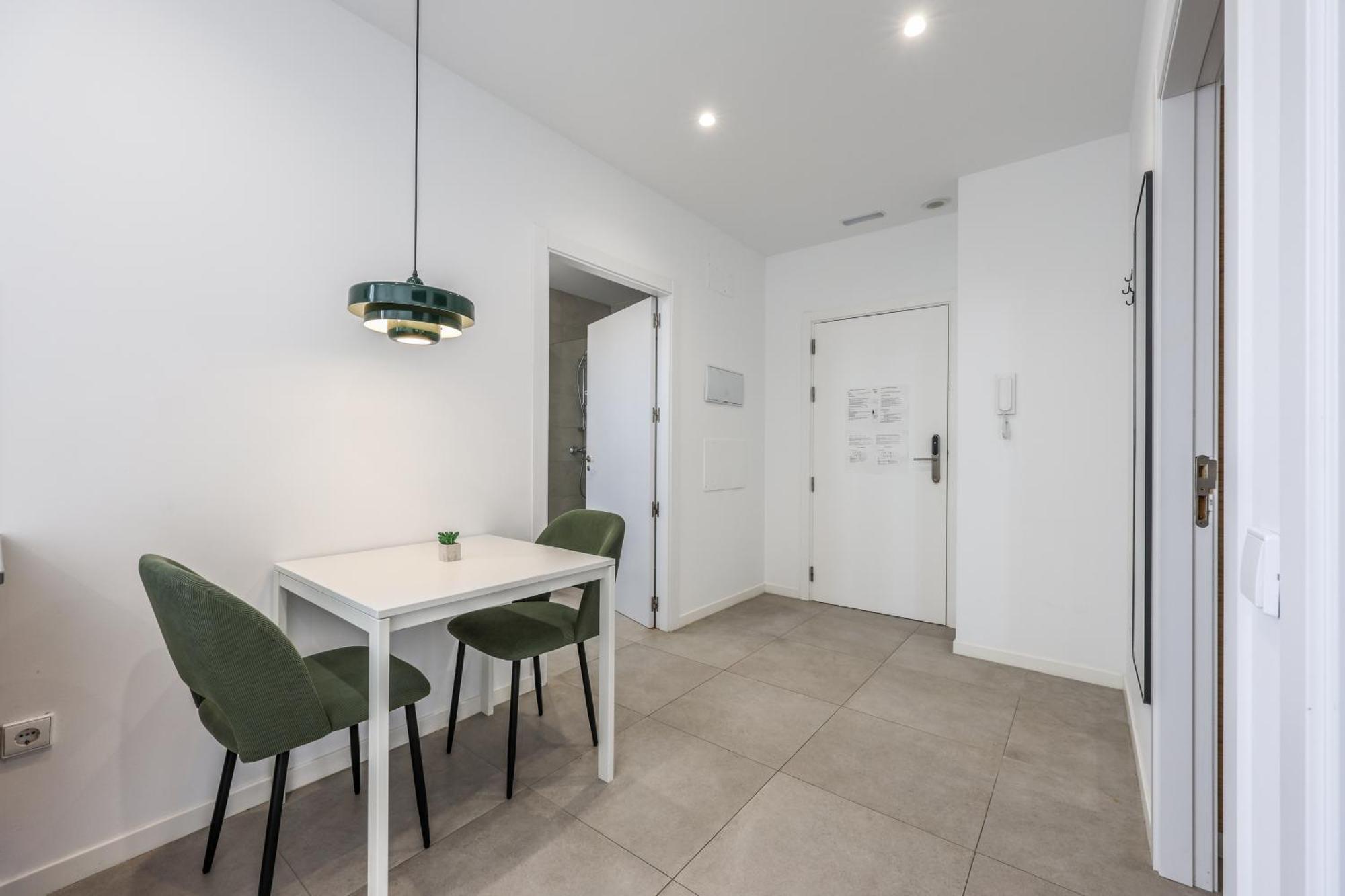 Appartement 2 Hab En Malvarrosa A Metros De La Playa, Con Terraza Y Zonas Comun 3d